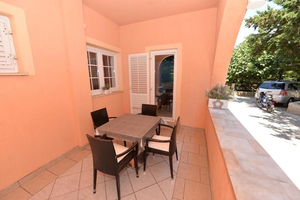 Apartments Rem Novalja Extérieur photo